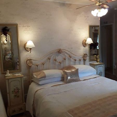 Bed and Breakfast Moulin De La Civiere Kergrist-Moelou Exterior foto