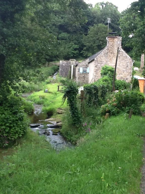 Bed and Breakfast Moulin De La Civiere Kergrist-Moelou Exterior foto