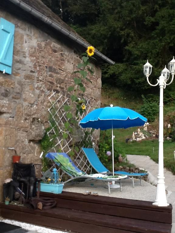 Bed and Breakfast Moulin De La Civiere Kergrist-Moelou Exterior foto
