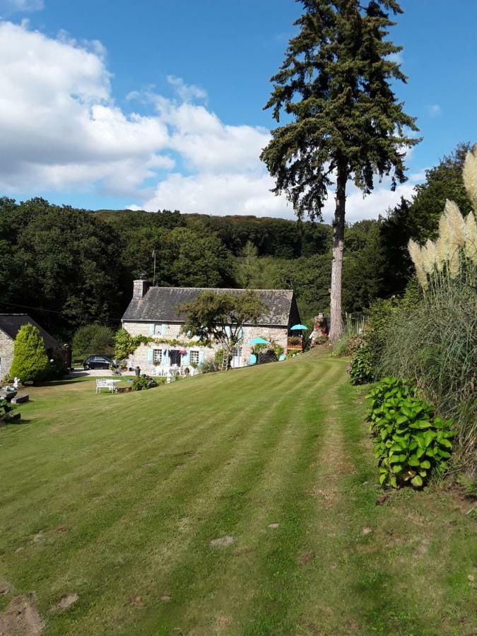 Bed and Breakfast Moulin De La Civiere Kergrist-Moelou Exterior foto