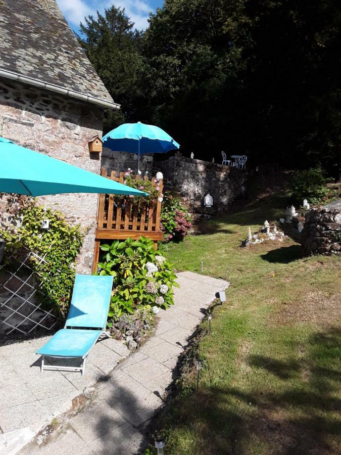 Bed and Breakfast Moulin De La Civiere Kergrist-Moelou Exterior foto